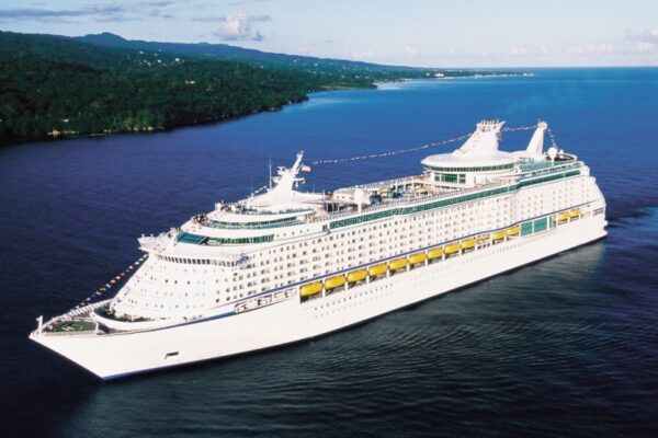 800x600_explorer-of-the-seas-