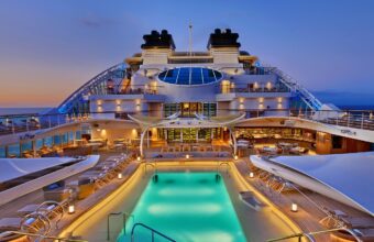 cc-seabourn-encore-01pooldeck